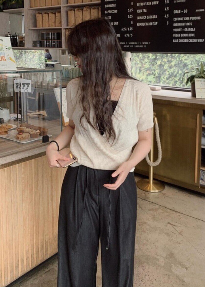 Nếu chỉ được chọn một chiếc áo để diện suốt mùa Thu – Đông 2025, tôi chắc chắn đây là amp;#34;chân áiamp;#34; của mọi chị em - 3