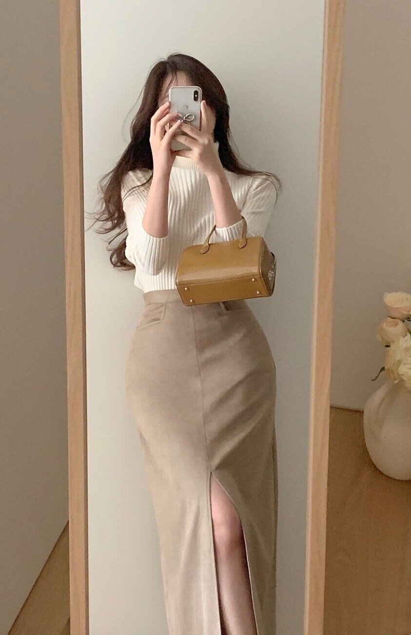 Nếu chỉ được chọn một chiếc áo để diện suốt mùa Thu – Đông 2025, tôi chắc chắn đây là amp;#34;chân áiamp;#34; của mọi chị em - 5