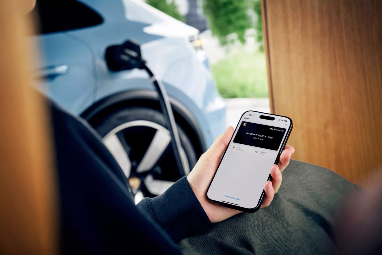 Porsche Macan có thêm loạt công nghệ: Mở khóa bằng điện thoại, chơi game trên xe, nói chuyện với AI, nâng cấp tự lái- Ảnh 3.