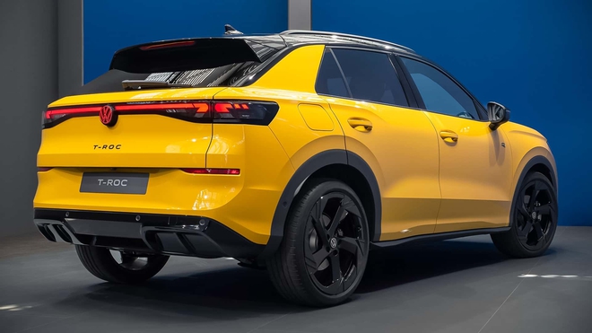 VW T-Roc 2025 - SUV cùng cỡ Corolla Cross nâng đời với 2 màn hình khủng, có bản thể thao, dễ ‘hot’ nếu về Việt Nam- Ảnh 6. VW T-Roc 2025 - SUV cùng cỡ Corolla Cross nâng đời với 2 màn hình khủng, có bản thể thao, dễ ‘hot’ nếu về Việt Nam- Ảnh 6.
