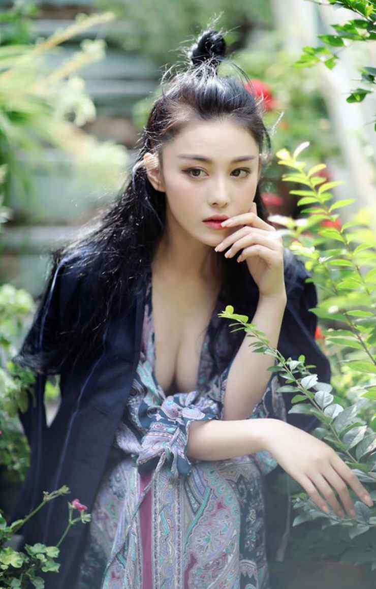 Mỹ nhân đi show thực tế lấy luôn chàng quân nhân huấn luyện, bí mật sinh con giờ mặc bikini khoe dáng đẹp nảy nở - 6