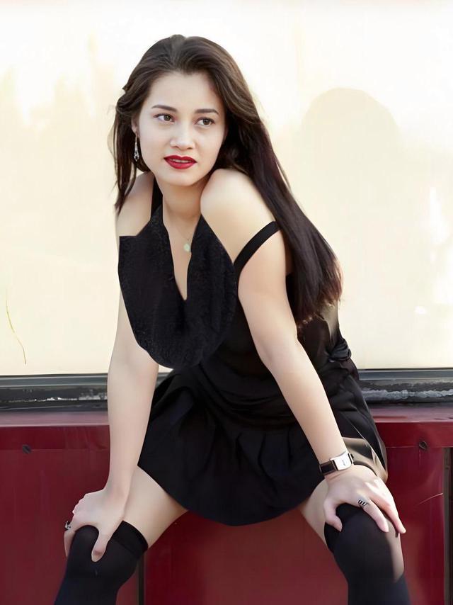 Chọn đóng phim 18+ để nổi tiếng nhanh, sống dựa vào đại gia để khỏi làm việc, mỹ nhân nhận cái kết đắng- Ảnh 1.
