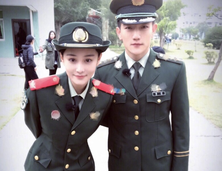 Trương Hinh Dư gặp Hà Tiệp tại show Kỳ Binh Thần Khuyển.