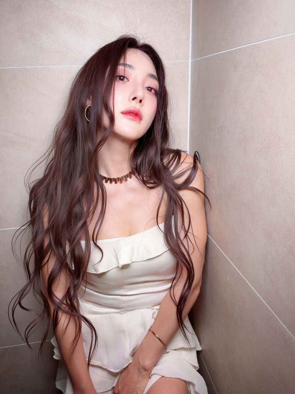 amp;#34;Nữ thần Kpopamp;#34; tự nhận mình là hot girl, body 46 tuổi khiến dân tình ngỡ ngàng vì quá đẹp - 6