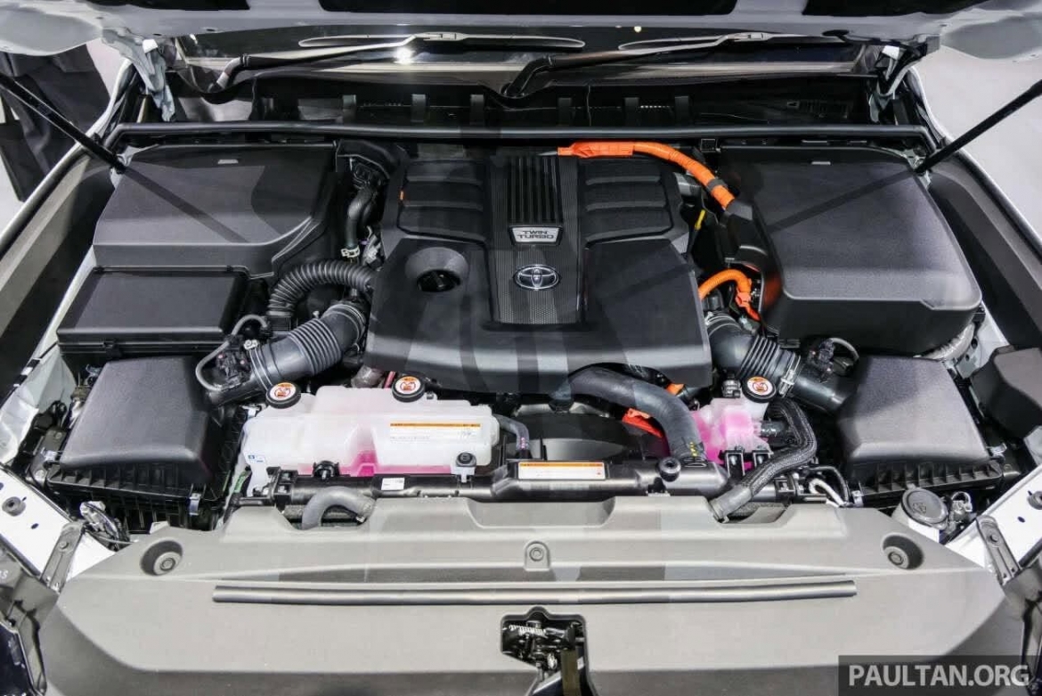 Cận cảnh Toyota Land Cruiser Hybrid 2026 ra mắt Đông Nam Á - Ảnh 8.