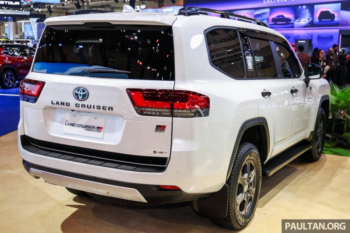 Cận cảnh Toyota Land Cruiser Hybrid 2026 ra mắt Đông Nam Á - Ảnh 9.