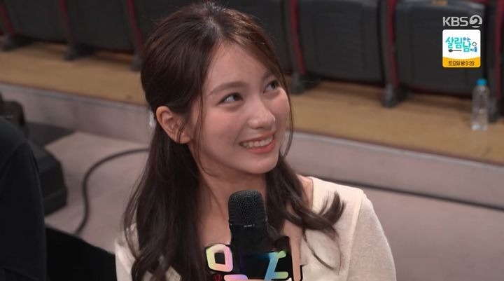 Ngày 11/8, Kal So Won xuất hiện trong chương trình tạp kỹ The Last Son Show của đài KBS 2TV, gây chú ý với diện mạo ở tuổi trưởng thành. Nhiều khán giả bày tỏ bất ngờ khi cô bé đáng yêu trong Điều kỳ diệu ở phòng giam số 7 ngày nào giờ đã trở thành thiếu nữ thanh tú. Trong chương trình, Kal So Won tiết lộ cô hiện có cuộc sống bình yên, không có gì phải lo lắng. Tôi đang sống cuộc đời như dòng nước chảy, cô nói.