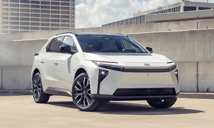 Ford rục rịch làm SUV mới giá quy đổi khoảng 650 triệu đồng: Động cơ xăng và hybrid, đại lý xem trước nhận xét giống Escape đời đầu - Ảnh 4.