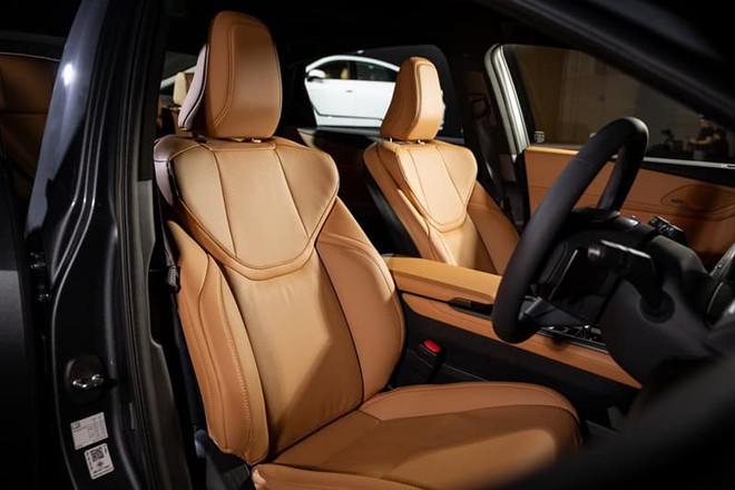 Lexus ES đời mới ra mắt gần Việt Nam: Giá quy đổi từ 2,6 tỷ đồng, bản giá rẻ lại… nhiều trang bị hơn - Ảnh 12.