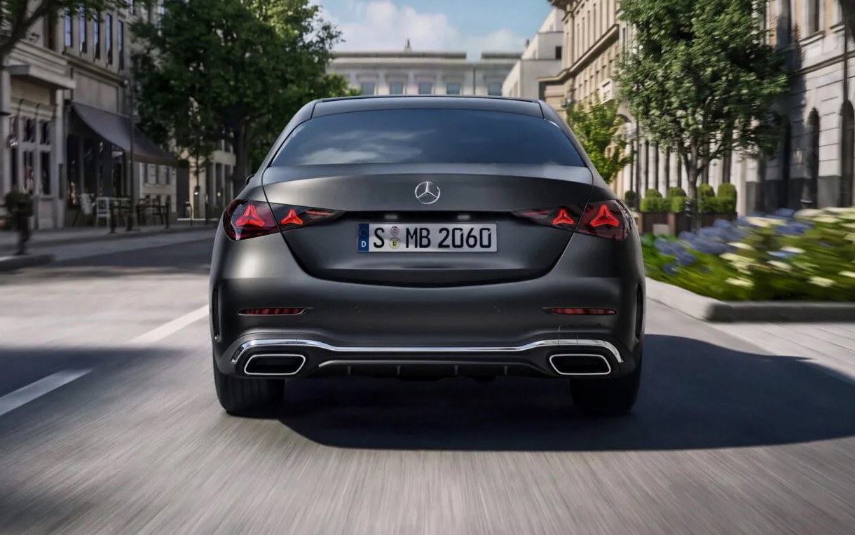 Mercedes-Benz C-Class nâng cấp lớn với mặt ca lăng phát sáng khủng, đèn xịn hơn, tích hợp ChatGPT, có tính năng lấy từ S-Class, 'phả hơi nóng' lên 3 Series - Ảnh 14.