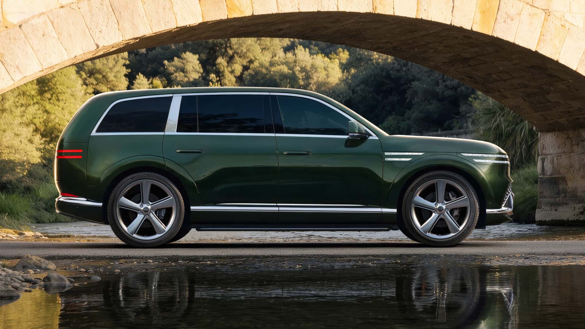 SUV điện Genesis GV90 ra mắt: Xe ô tô có thể ẩn cột B đầu tiên trên thế giới, nội thất siêu sang đấu Maybach - Ảnh 3.