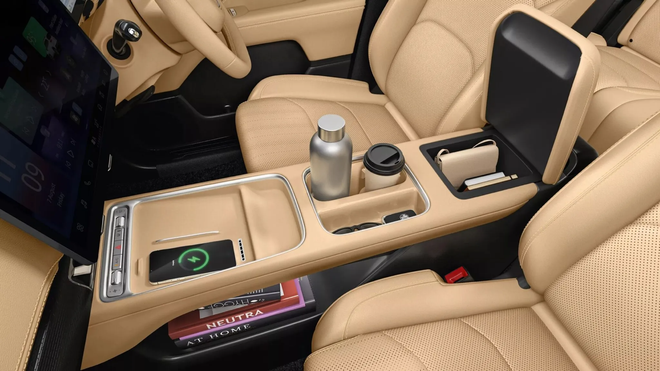 MG Hector Tomahawk ra mắt: SUV 7 chỗ dài hơn CR-V, có bản EV lẫn PHEV, giá quy đổi chỉ từ 381 triệu đồng - Ảnh 7.