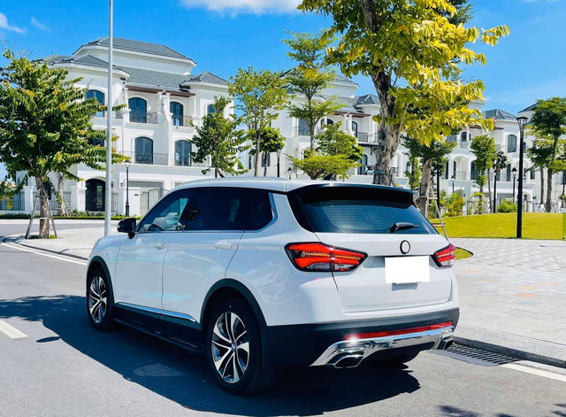 Hết thời, chiếc SUV Trung Quốc dùng động cơ BMW xuống giá rẻ như Kia Seltos - Ảnh 2.