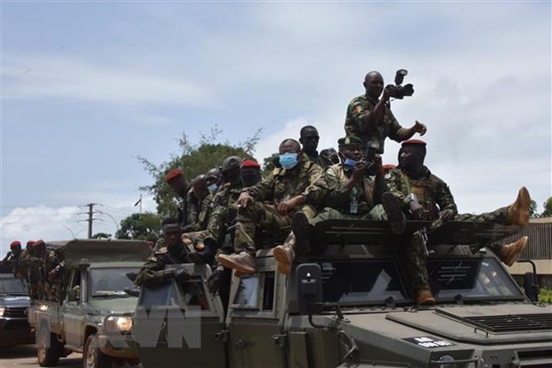 Vu binh bien o Guinea: ECOWAS dinh chi tu cach thanh vien cua Guinea hinh anh 1