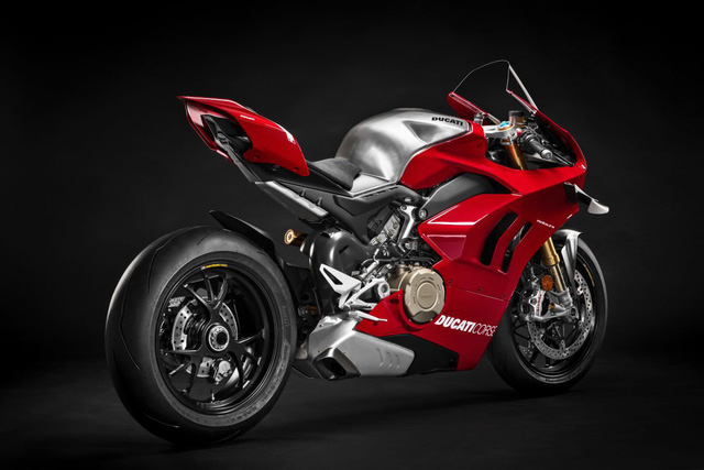 Đợi xe thật về dinh, Minh Nhựa đã tậu luôn siêu mô tô Ducati Panigale V4 R phiên bản mini vì quá mê mẩn - Ảnh 5.