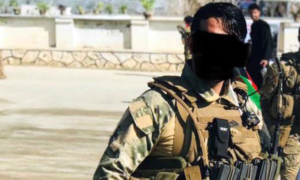 Lính bắn tỉa người Afghanistan bị Taliban xử tử hôm 13/9 trong bức ảnh do cựu đại tá Anh Ash Alexander-Cooper chia sẻ. Ảnh: Twitter/Ash Alexander-Cooper.