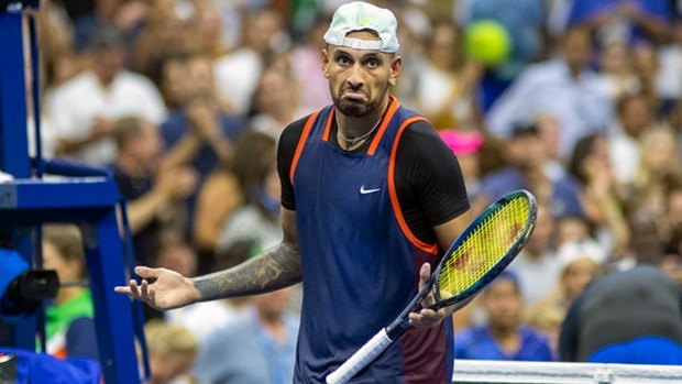 US Open: Nick Kyrgios ha be duong kim vo dich Daniil Medvedev hinh anh 1