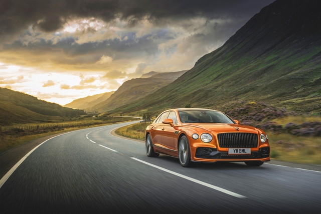 Ảnh chi tiết Bentley Flying Spur Speed - mẫu sedan 4 cửa nhanh nhất - Ảnh 1.