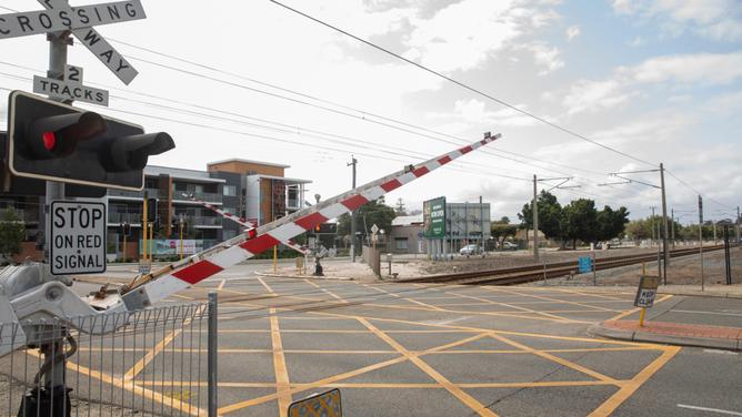 State Government plan for Caledonian Ave level crossing removal will divide Maylands Andrew Ritchie