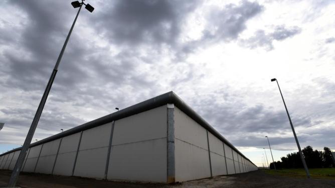 Longer sentences and bail changes are among the causes of a boom in Victoria's prison numbers. (Joe Castro/AAP PHOTOS)