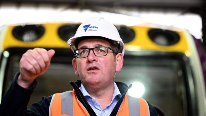 Premier Daniel Andrews pushed back on suggestions that spending on infrastructure projects be cut. (Joel Carrett/AAP PHOTOS)
