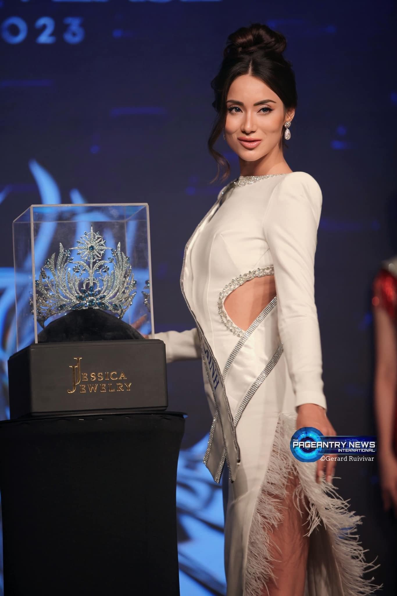 Nhan sắc Top 18 Miss Universe Vietnam 2023 qua cam thường, bị gọi amp;#34;hàng nhựaamp;#34; vì lí do khó tin - 10
