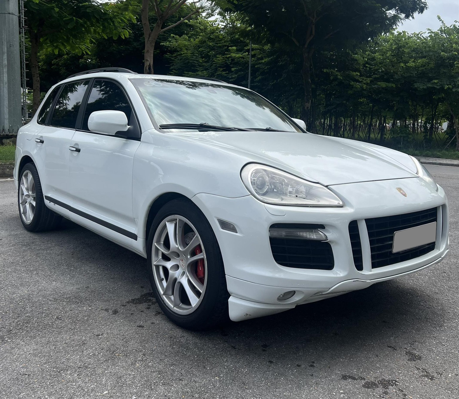 Rao Porsche Cayenne 16 năm tuổi rẻ ngang Kia Soluto, người bán khẳng định: 'Xe siêu đẹp'- Ảnh 2.