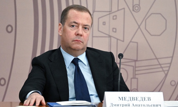 Phó chủ tịch Hội đồng An ninh Nga Dmitry Medvedev tại thành phố Dubna ngày 13/6. Ảnh: Reuters