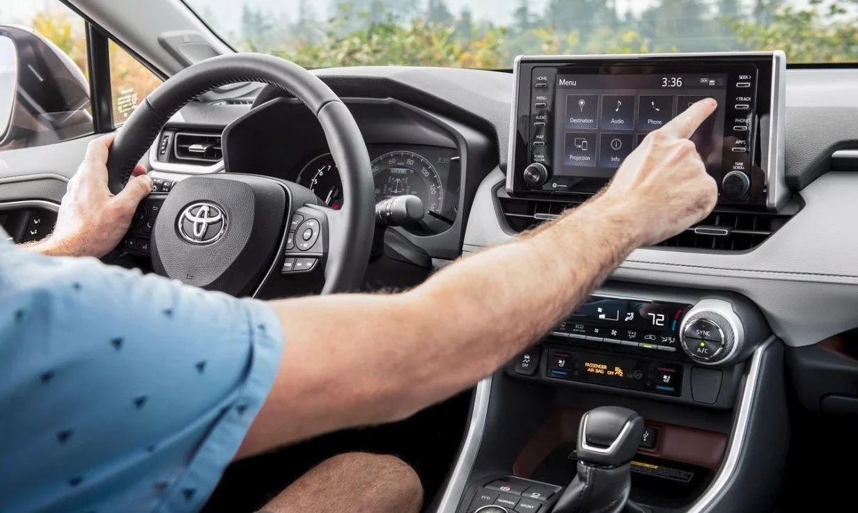 Nghe gọi Bluetooth trên xe Toyota kém chất lượng, người dùng được hãng bồi thường 180 triệu đồng- Ảnh 2.