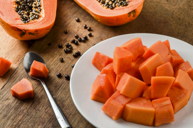 Đu đủ chín mang nhiều lợi ích sức khỏe.