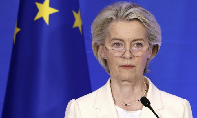 Chủ tịch Ủy ban châu Âu Ursula von der Leyen tại một cuộc họp báo sau Hội nghị thượng đỉnh EU - Trung Quốc lần thứ 25 tại Bắc Kinh hồi tháng 7. Ảnh: Reuters