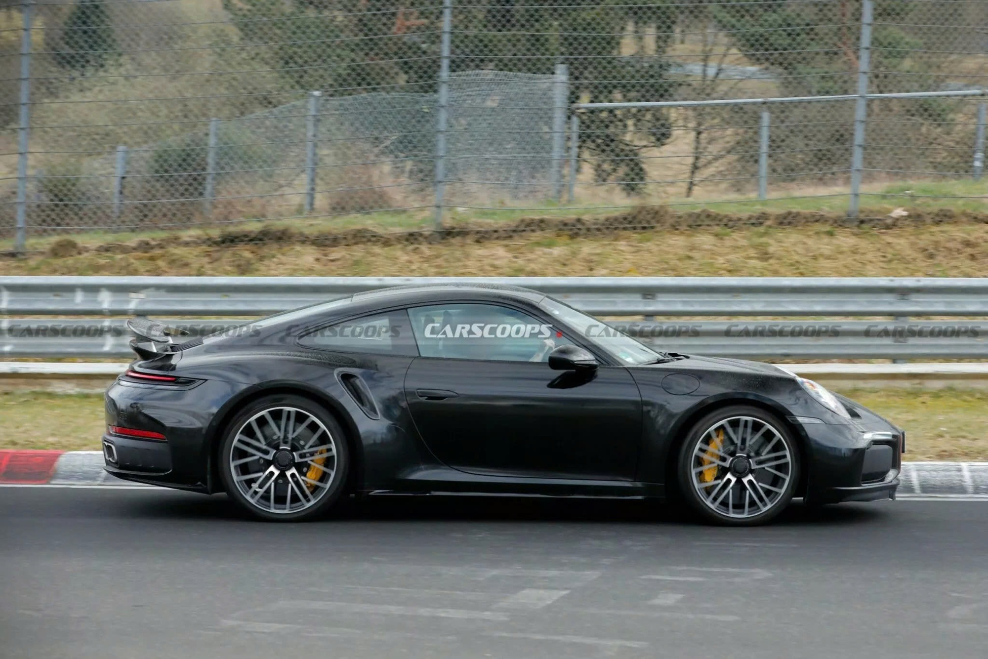 Porsche 911 sắp có bản Turbo và Turbo S hoàn toàn mới: Động cơ hybrid có thể mạnh đến 700 mã lực, ra mắt ngay tháng này- Ảnh 3.