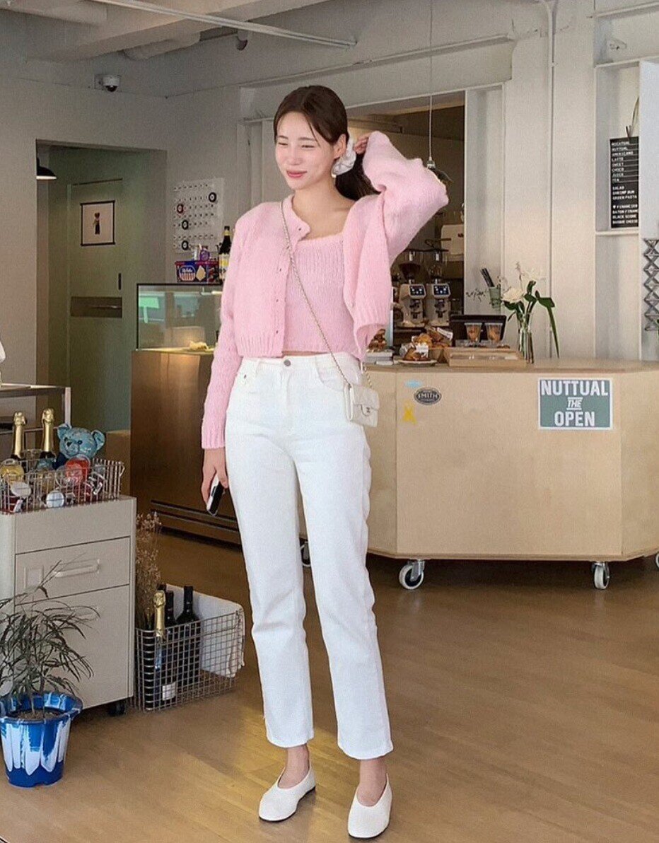 amp;#34;Nấm lùnamp;#34; ngại mặc quần jeans vì sợ bị chê, đó là do bạn chưa biết đến 4 cách phối này - 1