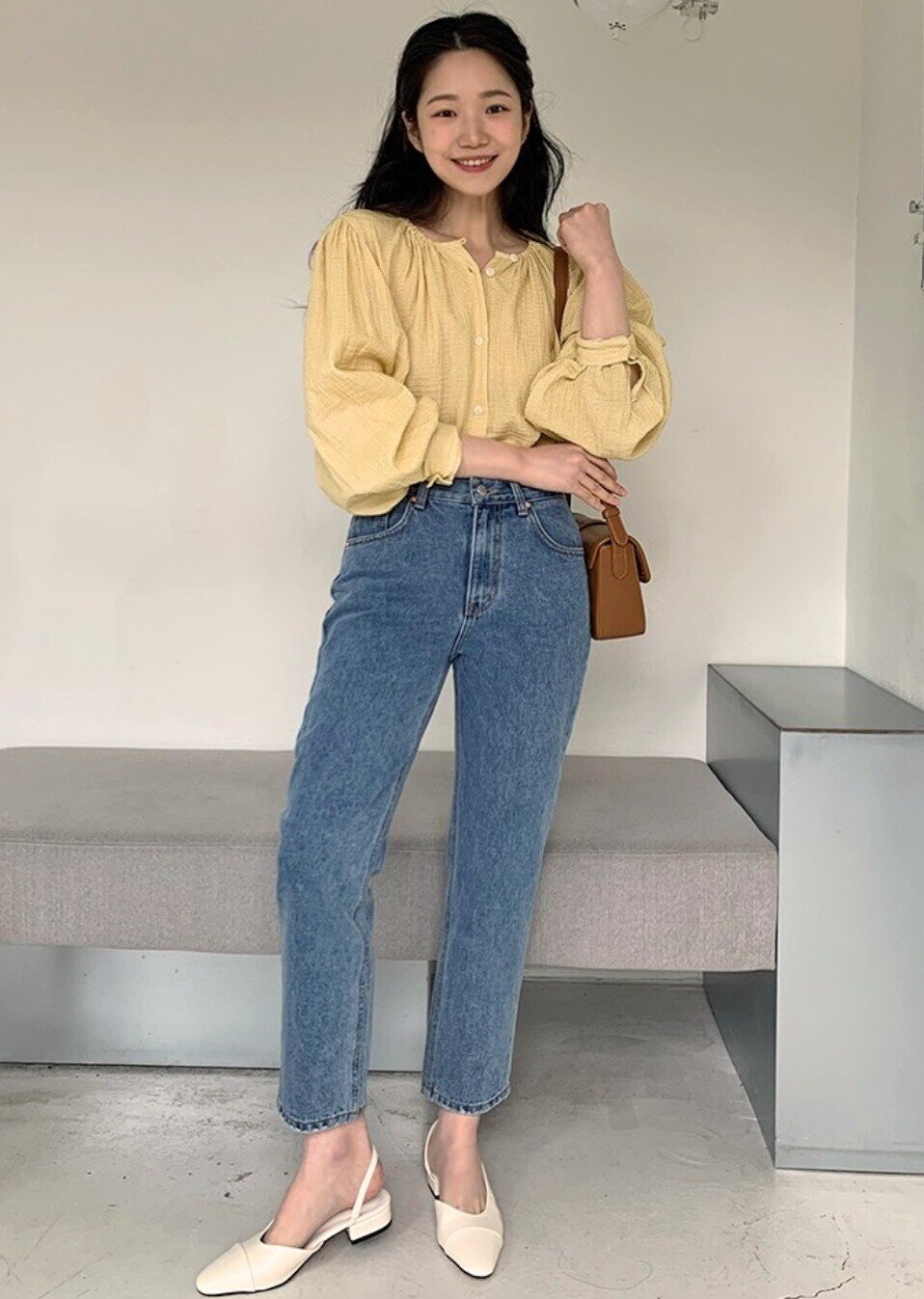 amp;#34;Nấm lùnamp;#34; ngại mặc quần jeans vì sợ bị chê, đó là do bạn chưa biết đến 4 cách phối này - 2