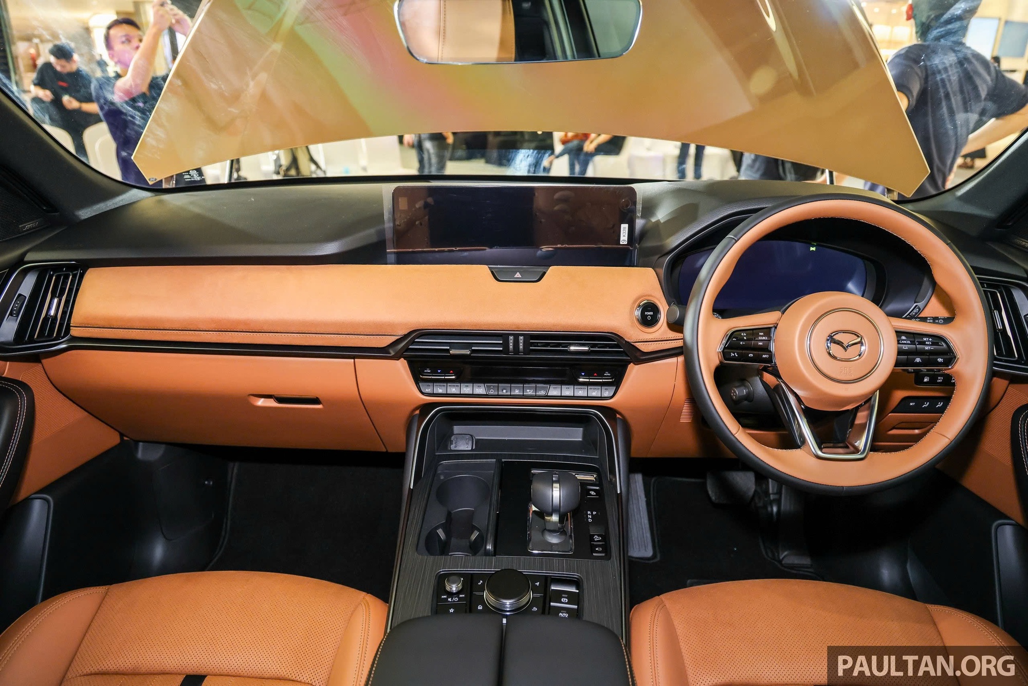 Mazda CX-80 có gì để người Việt chờ đợi: Động cơ 2.5L PHEV, đi 65km không cần xăng, 6 chỗ ngồi, giá quy đổi từ 2 tỷ đồng- Ảnh 3.
