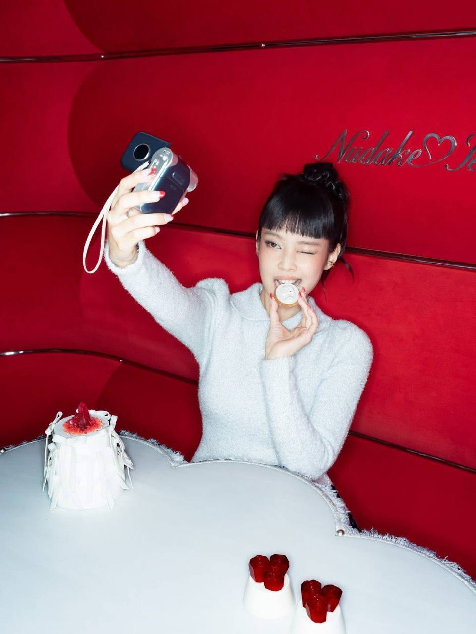 Vừa chia tay Gentle Monster, Jennie lộ diện ngầu đét tại event Ray-Ban- Ảnh 15. Vừa chia tay Gentle Monster, Jennie lộ diện ngầu đét tại event Ray-Ban- Ảnh 15.