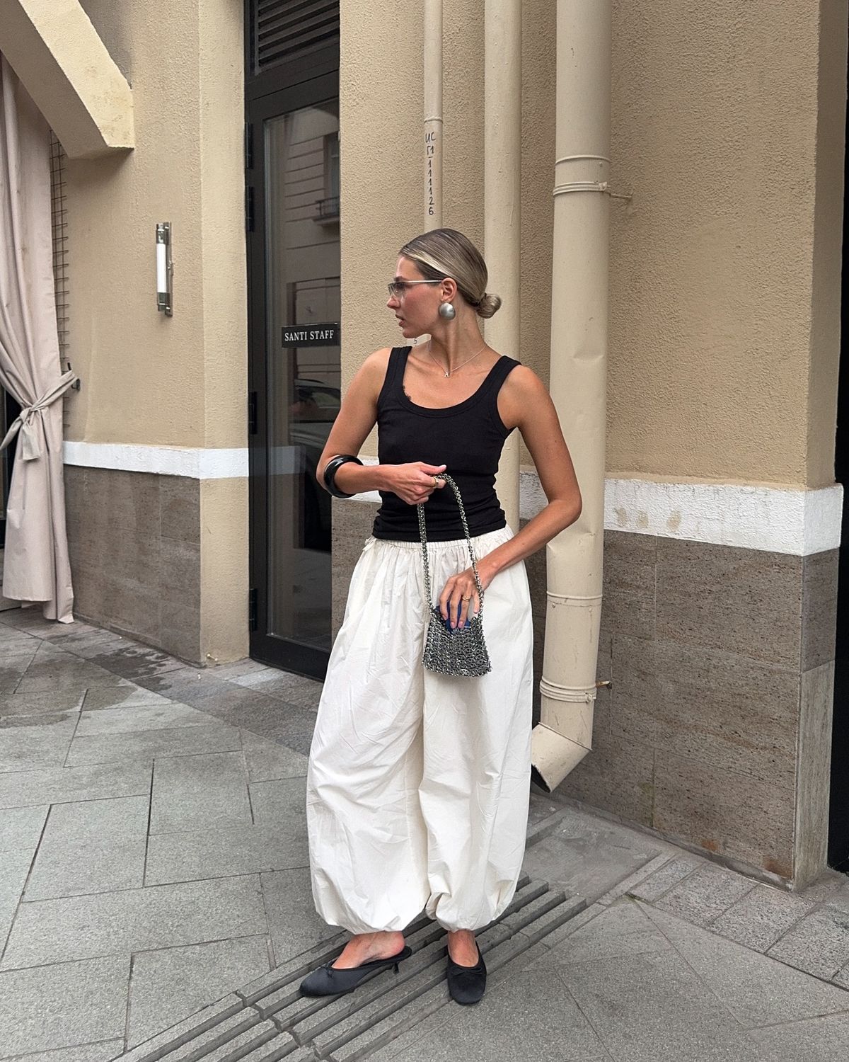 Cập nhật 8 xu hướng thời trang hot nhất thu đông 2025, chẳng cần mua sắm nhiều mà tôi vẫn mặc đẹp mỗi ngày - 7