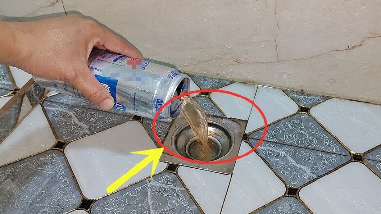 Không ngờ bia có thể “thổi bay” mùi hôi và làm sạch cống tắc chỉ sau 5 phút, không tin bạn hãy thử xem! - 2