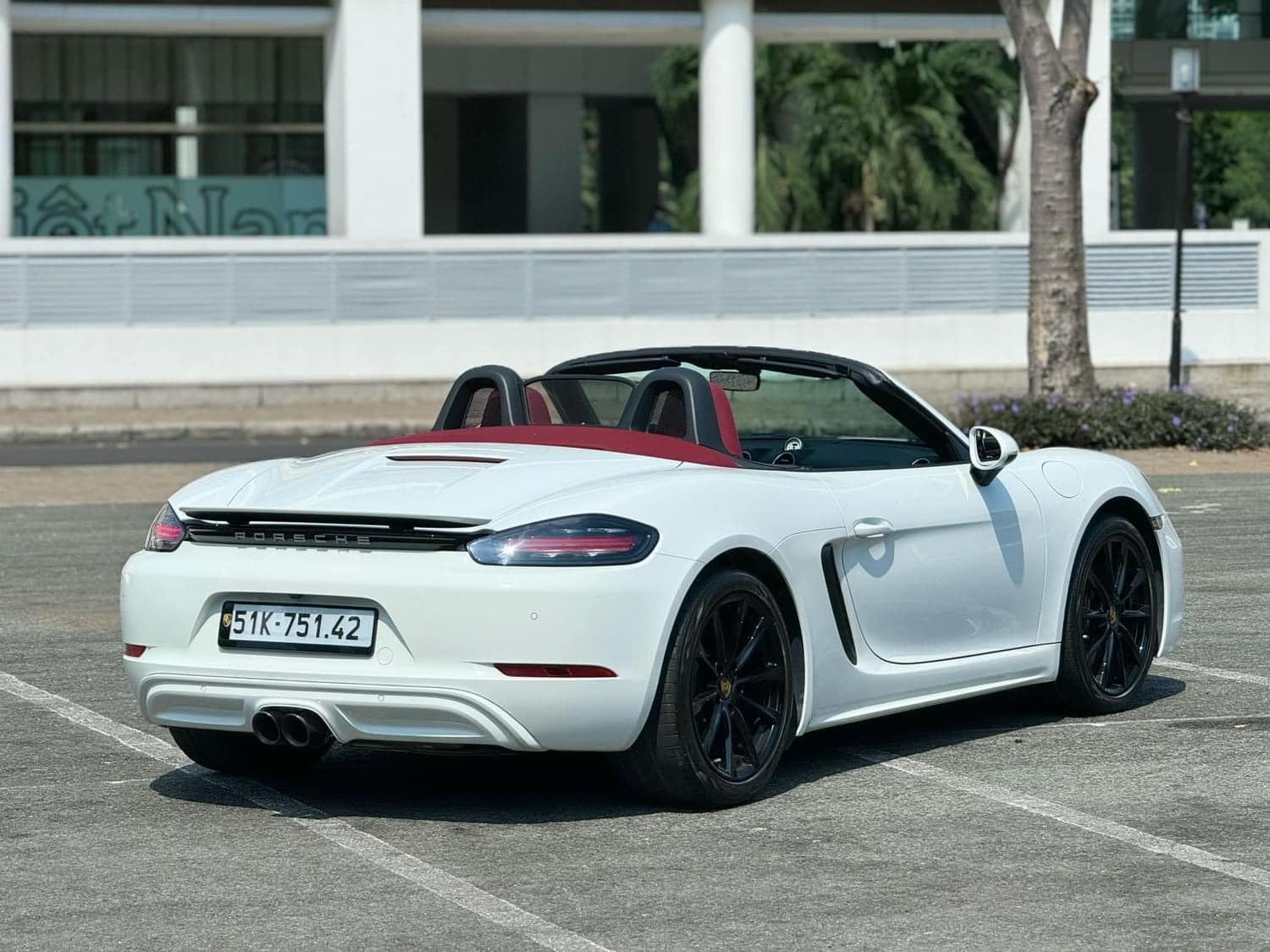 Bộ đôi Porsche 718 Cayman và Boxster bản máy xăng sắp khai tử, chuẩn bị điện hóa hoàn toàn: Những chiếc xe tại Việt Nam sẽ thành bản giới hạn- Ảnh 3.