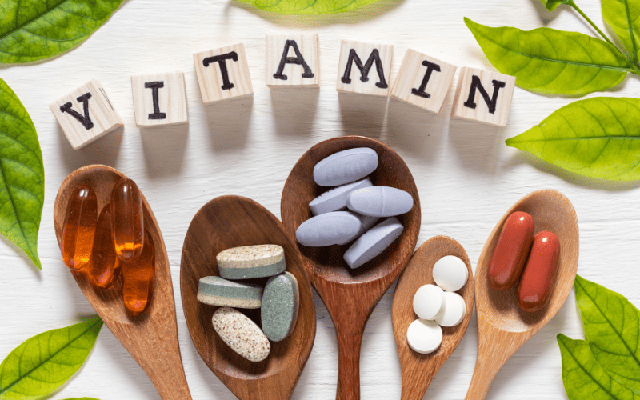 Bổ sung các vitamin thiết yếu có thể ảnh hưởng đến sức khỏe của gan và làm giảm các triệu chứng của bệnh gan nhiễm mỡ.