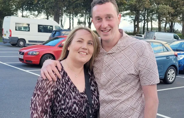 Michelle và khách lạ Andrew đã gặp nhau đầu tháng 9/2025. Ảnh: Metro