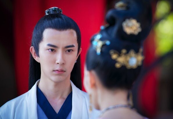 Nhiều người buông lời chỉ trích diễn xuất của Vu Mông Lung, cho rằng anh “diễn như robot, ánh mắt vô hồn”.