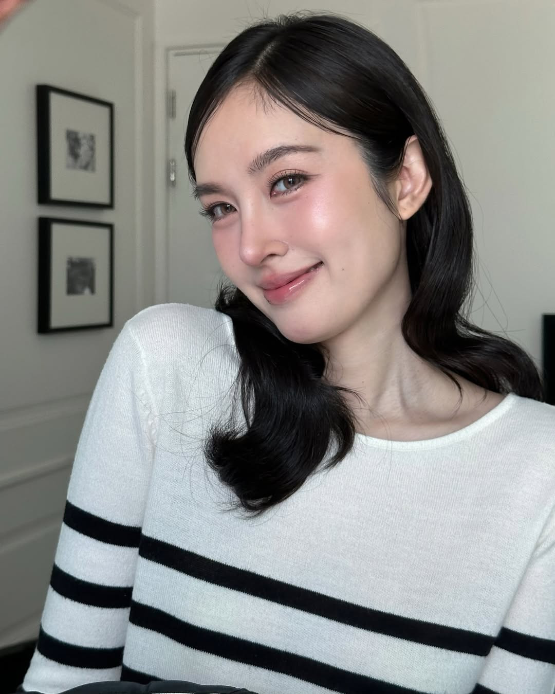 Người đẹp chuyển giới Nong Poy ở tuổi 39 vẻ đẹp amp;#34;thách thức thời gianamp;#34; - 4