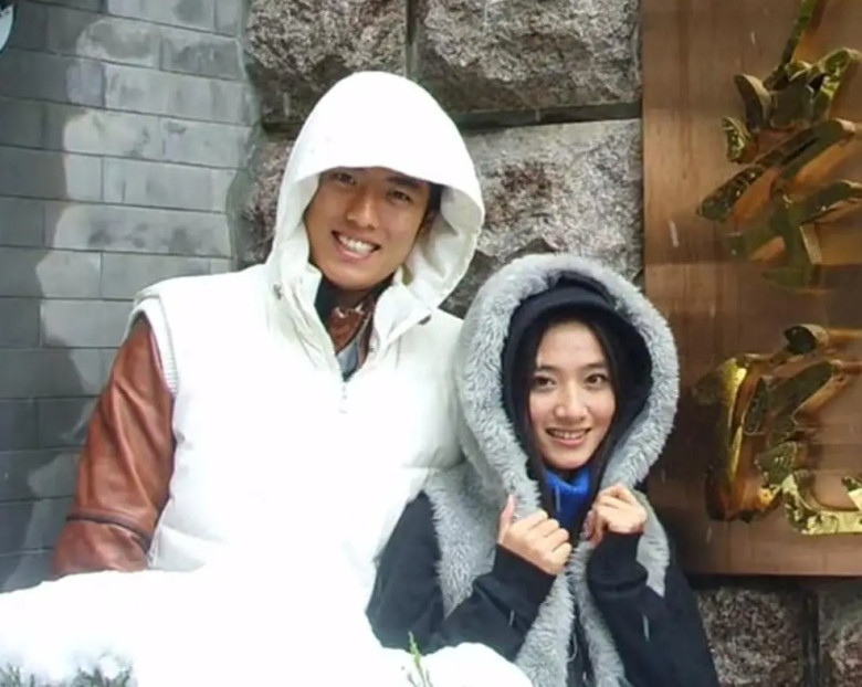 Cặp đôi là bạn cùng lớp, đã có 17 năm bên nhau.