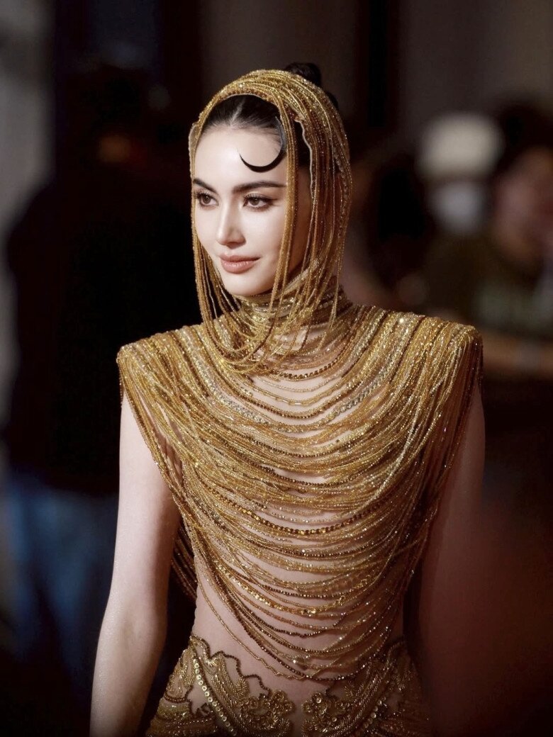 img src/upload/3-2025/images/nguyennh/img_2-1757925402-968-width780height1040.jpg /