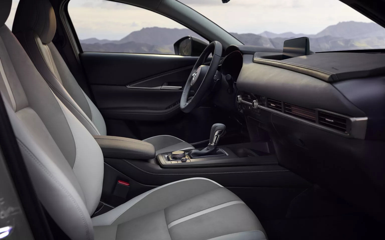 Mazda CX-30 2026 ra mắt: Động cơ 2.5L, AWD như CX-5, CX-8, nâng cấp một số trang bị để lái sướng hơn- Ảnh 9.