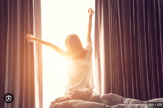 Thức dậy vào một giờ nhất quán mỗi ngày giúp kiểm soát huyết áp.