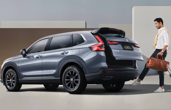 Honda CR-V ra mắt bản kỷ niệm 30 năm: Màn giải trí 12,3inch, bớt nút vật lý, có thể lái rảnh tay một lúc trên cao tốc- Ảnh 11. Honda CR-V ra mắt bản kỷ niệm 30 năm: Màn giải trí 12,3inch, bớt nút vật lý, có thể lái rảnh tay một lúc trên cao tốc- Ảnh 11.