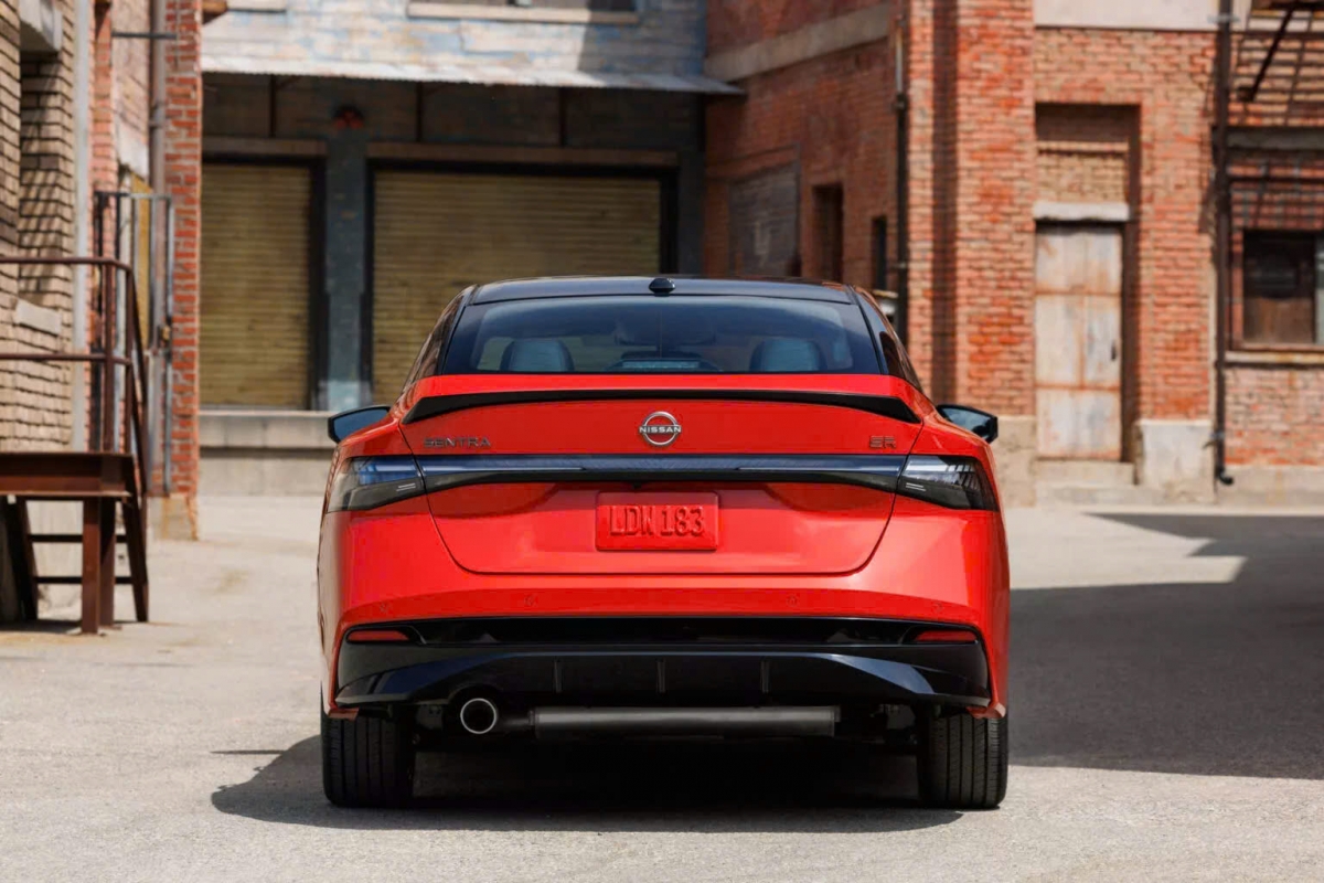 Nissan Sentra 2026 lộ diện với thiết kế mới nhưng vẫn trung thành động cơ 2.0-lít- Ảnh 3.