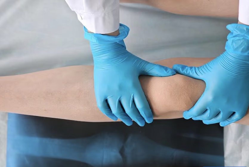 Một số người mặc cảm vì chiều cao đã phẫu thuật cắt xương để được thấp hơn. Ảnh minh họa: Shutterstock